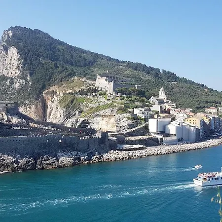 Sarzana's 게스트하우스