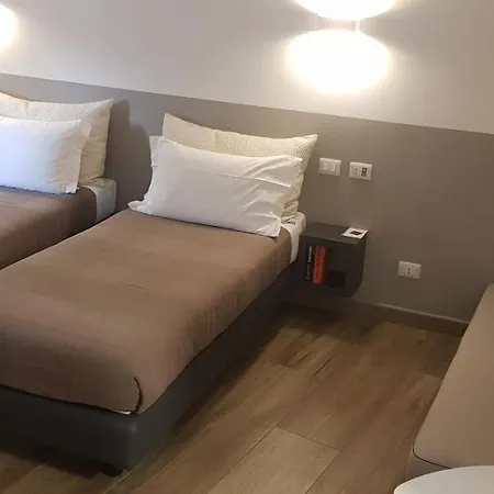 Sarzana's 3*