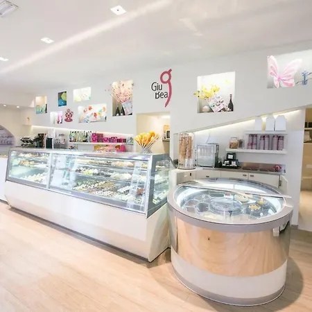 Sarzana's 3* 萨尔扎纳