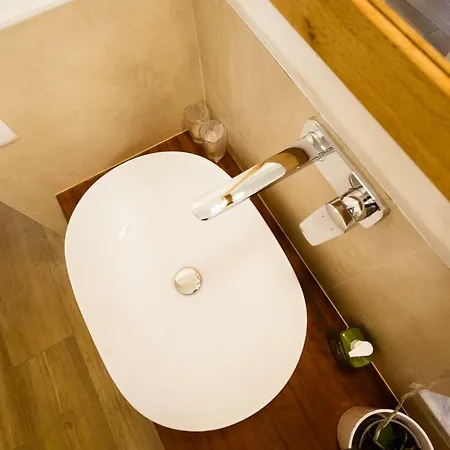 Sarzana's 3*