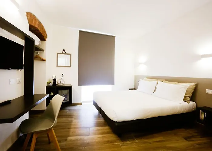 Sarzana's 3*